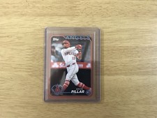2024 TOPPS KEVIN PILLAR BASEBALL CARD US214 GOLD PARALLEL /2024