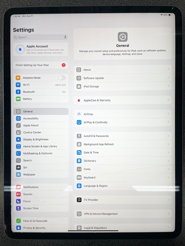 Apple iPad Pro 4th Gen 512GB, 12.9 in Wi-Fi-Space Gray - Cracked