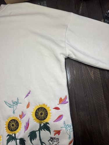 Disney Princess Pocahontas Sweatshirt Woman’s Size L Embroidered Front Back - Picture 15 of 23