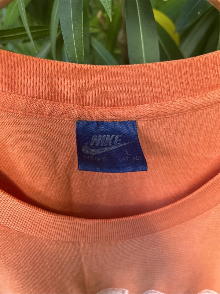 Vintage 80s Nike Dome Logo T-shirt Syracuse Made in USA tee large Rare OG Dunk - Image 4 of 4
