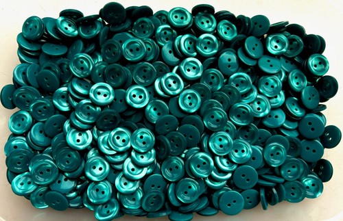 Buttons 15mm 24L Round Pearlescent Polished Button Various Colours 2 Hole V1-V14 - Picture 25 of 38