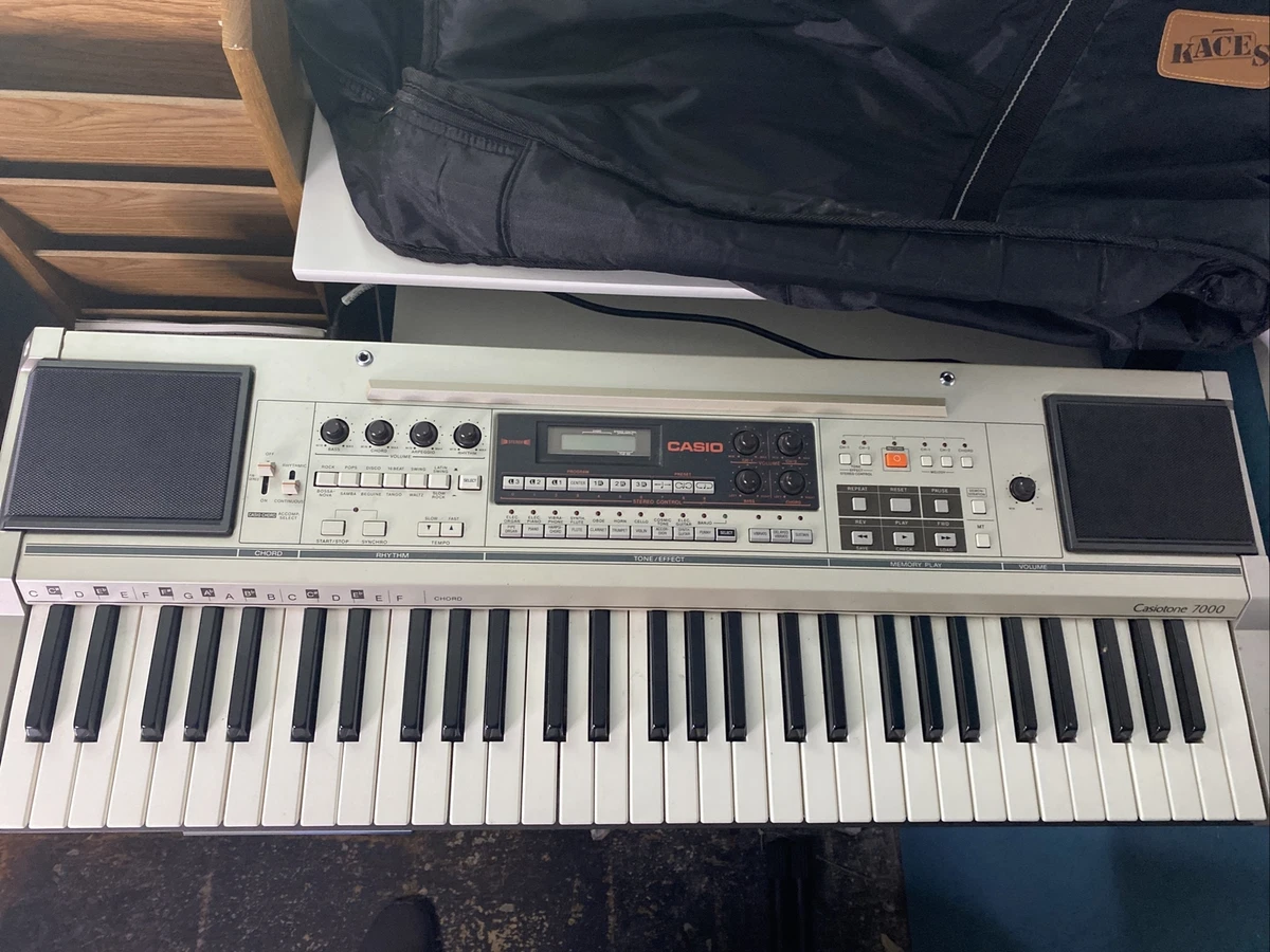 Casio Casiotone 7000 Electronic 1980s Synthesizer Keyboard with Kaces Brand Case