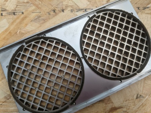 GRILLE POWER MAC G5 REAR COVER PC CASE PLASTIC AUTHENTIC PART 815-7277 GREAT - Photo 3/6