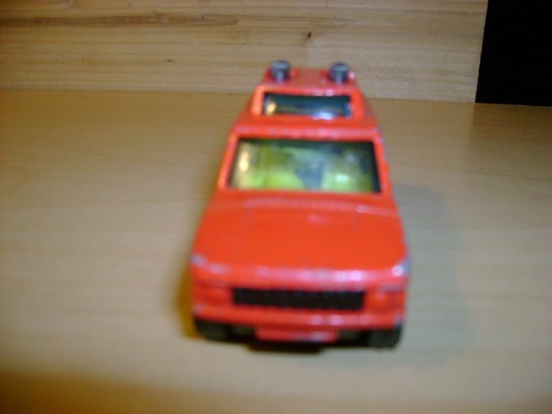Corgi Junior 42 Range Rover Rescue Team - Picture 3 of 5