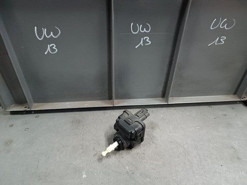 Original Opel Omega B Stellmotor Leuchtweitenregulierung LWR 90492832