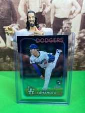2024 Topps Chrome - #18 Yoshinobu Yamamoto (RC)