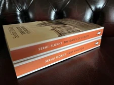 The Gates of Europe: A History of Ukraine by Serhii Plokhy+lost Kingdom Lot Set