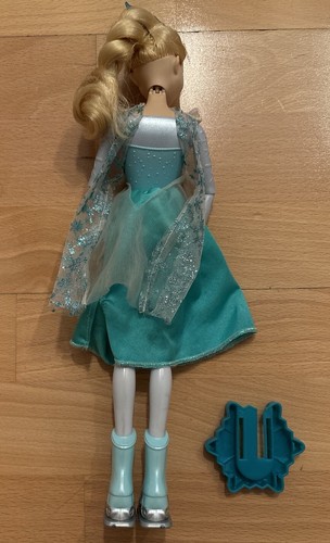 Eiskönigin Elsa als Eisläuferin - Bild 3 von 5