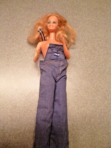 Vintage Lot of 4 1966 Barbie dolls with outfits--China, Taiwan, Malaysia--Super! - Picture 8 of 12