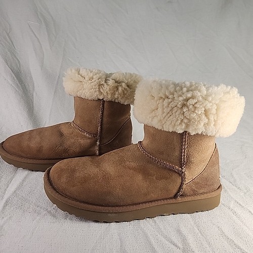 Boots UGG Women's Chestnut Classic Short II Sheepskin Fur Lined 1016223 Sz 8 - Picture 3 of 10