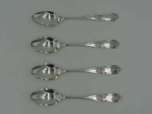 Antique Sterling Silver Set of 4 Teaspoons Ornate Spoon Shell London 1913