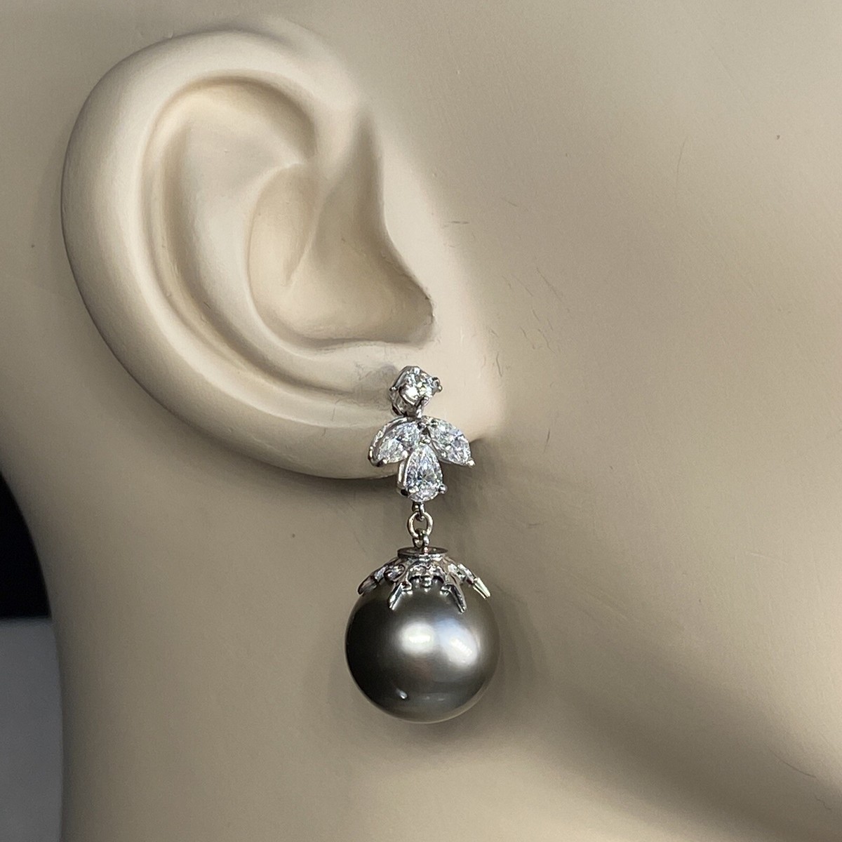 【TATIANA】Oldmoon Antique Pearl Earrings 韓国 ピアス PEARL MOON PIERCED EARRINGS(S)(2ZP1424)K18 ピアス｜スター