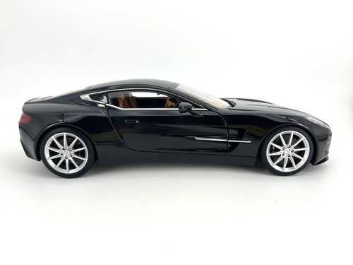 1/18 AUTOart Aston Martin One-77 Black Model Car Condition B - Picture 4 of 12