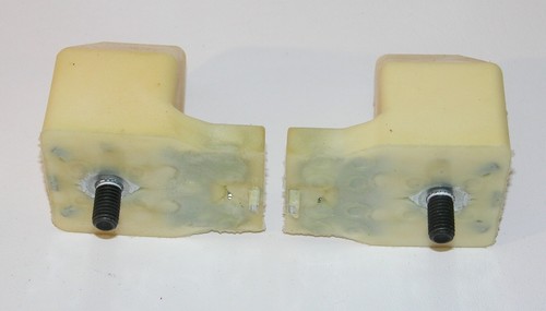 07-10 Silverado Sierra 2500 3500 Front Lower Control Arm Bumpers NEW GM PAIR - Picture 3 of 4