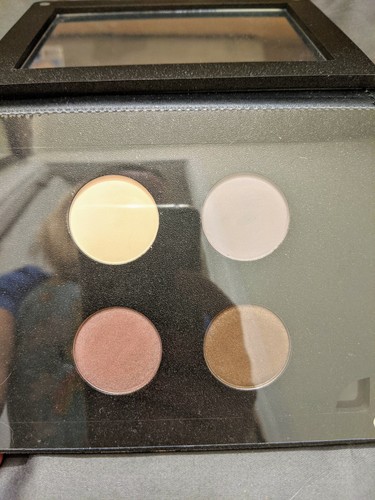 EYESHADOW BUNDLE - Picture 9 of 10