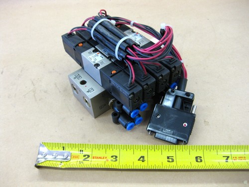 SMC VZ3240 Pneumatic Valve Bank 24VDC Solenoid Valves 10 Snap Hose Fittings Muff - Picture 9 of 12