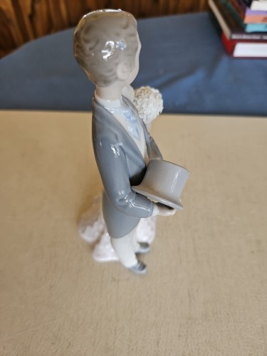Figura de porcelana Lladro novia novio día de boda 4808,7,5" adorno para pastel - Imagen 5 de 8