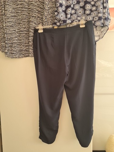 Damen Set Hose, Bluse und Strickjacke Gr.48 (46) - Bild 9 von 12