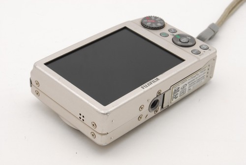 【EXCELLENT+5】Fujifilm FinePix F60fd 12.0MP Digital Camera Silver From Japan - Picture 8 of 9