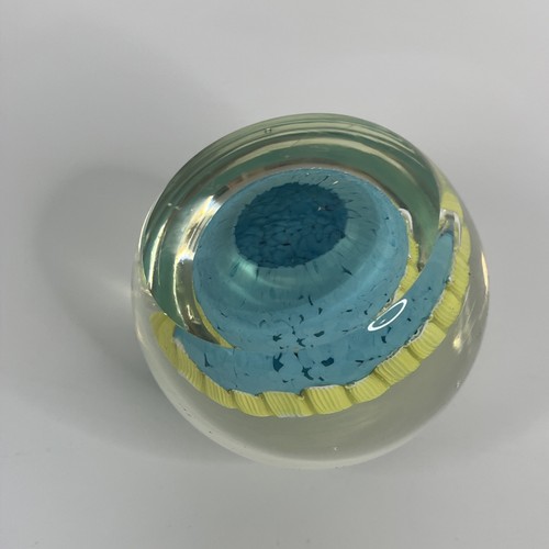 Vintage Art Glass Colored Millefiori Paperweight Blue Yellow Red - Picture 4 of 6