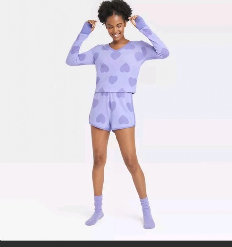 Colsie Women's 3pc Socks and Pajama Set Shorts, Top& Sock Purple Hearts New - Picture 2 of 4