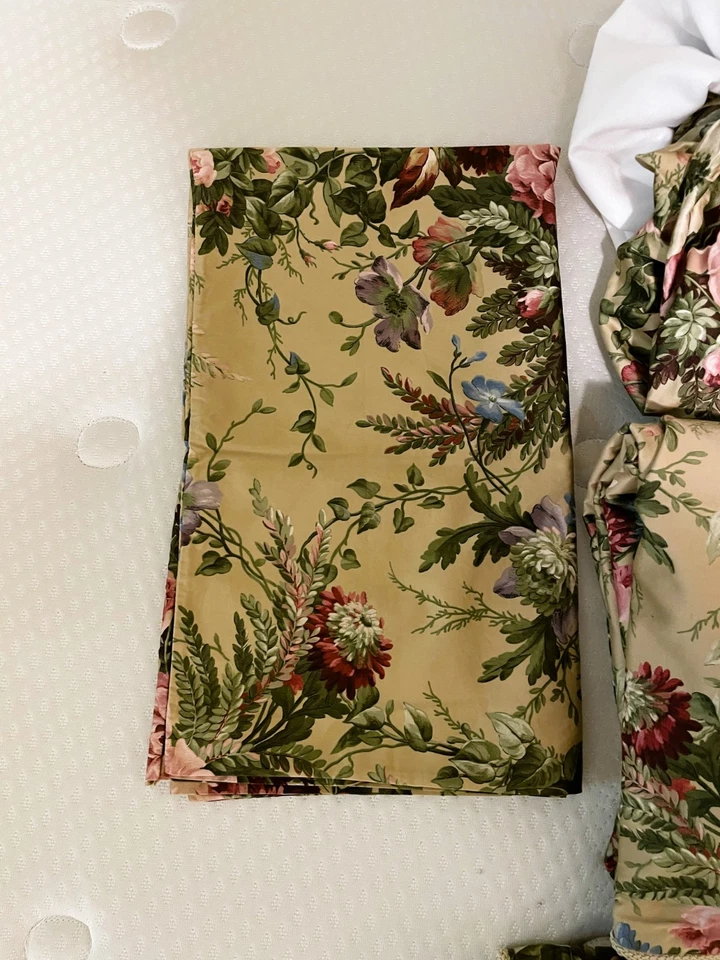 Ralph Lauren ADRIANA Full Queen Duvet, Shams, Pillow Cover, Bed Skirt Set 6pc - Image 4 of 4