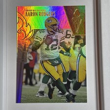 2019 Panini Passing The Torch Aaron Rodgers Gold /10 No. 66 - Green Bay Packers