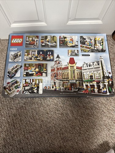 Lego Creator 10243 Parisian Restaurant (New) 2469 Pcs NEW/SEALED RETIRED SET - Picture 8 of 8