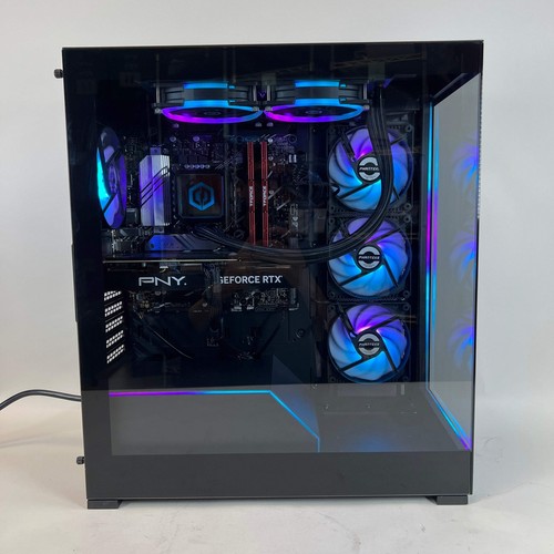 CyberPower Custom PC i7-14700KF 32GB RAM 1TB SSD PNY GeForce RTX 4070 Liquid AIO