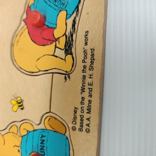 Vintage Disney Winnie The Pooh Jigsaw Puzzle Wooden Peg 5 Pieces Early Learning - Picture 2 of 8