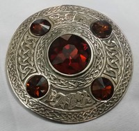 Celtic Brooch 5 Amber Brown Stone Silver Finish/ladies Tartan Sash Brooches Celtic Brooch 5 Amber Brown Stone Silver Finish/ladies Tartan Sash Brooches