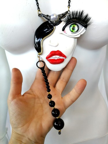 Jewelry Necklace Pendant Lady Face Art Deco Minimalist Brutalist Chunky Eye Lips - Picture 8 of 24