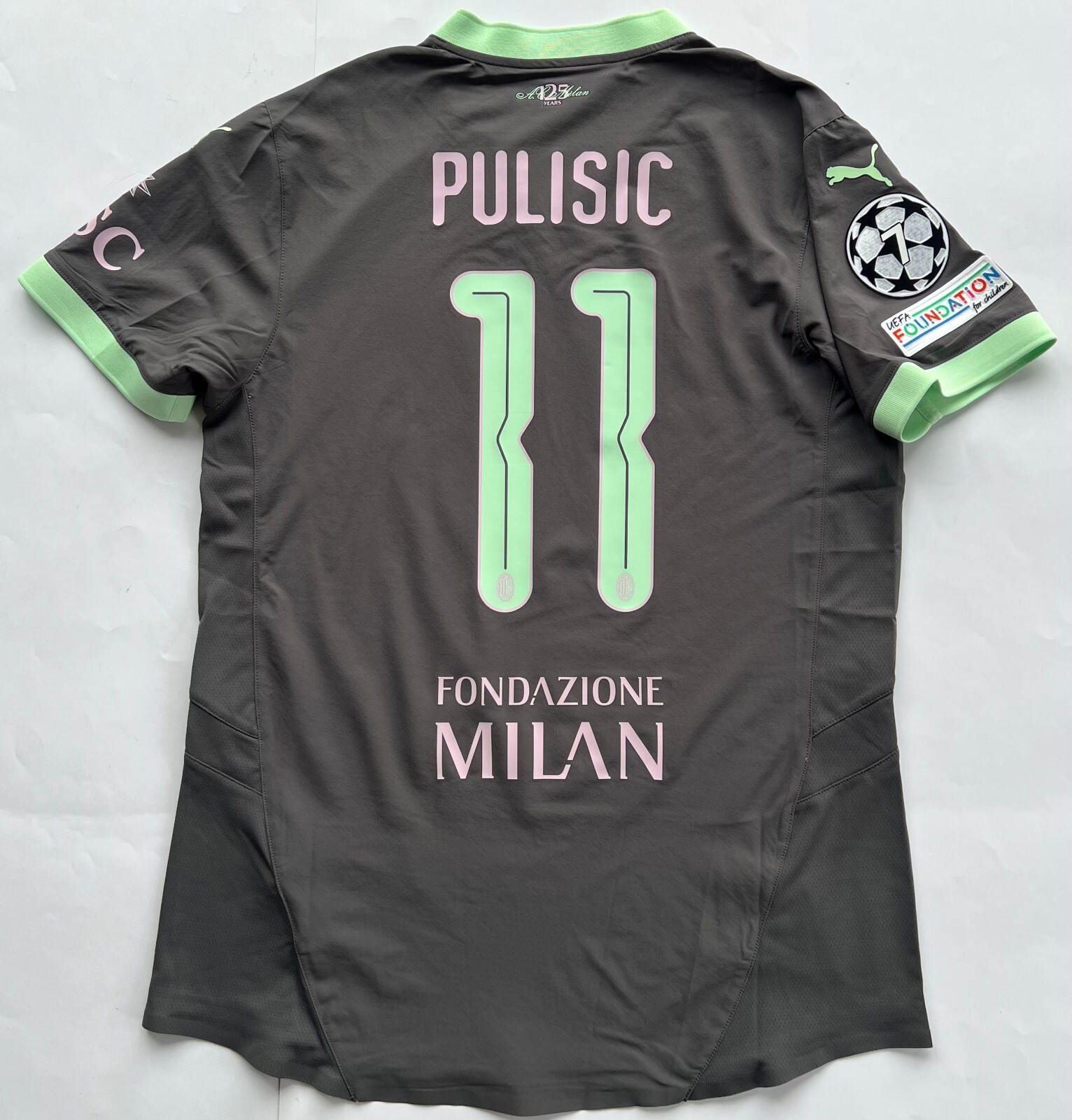 Foto 1 di 8