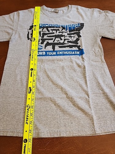 USA Guns Curb Your Enthusiasm Herren SMALL S/S grau Grafik T-Shirt EUC. SB7 - Bild 7 von 9