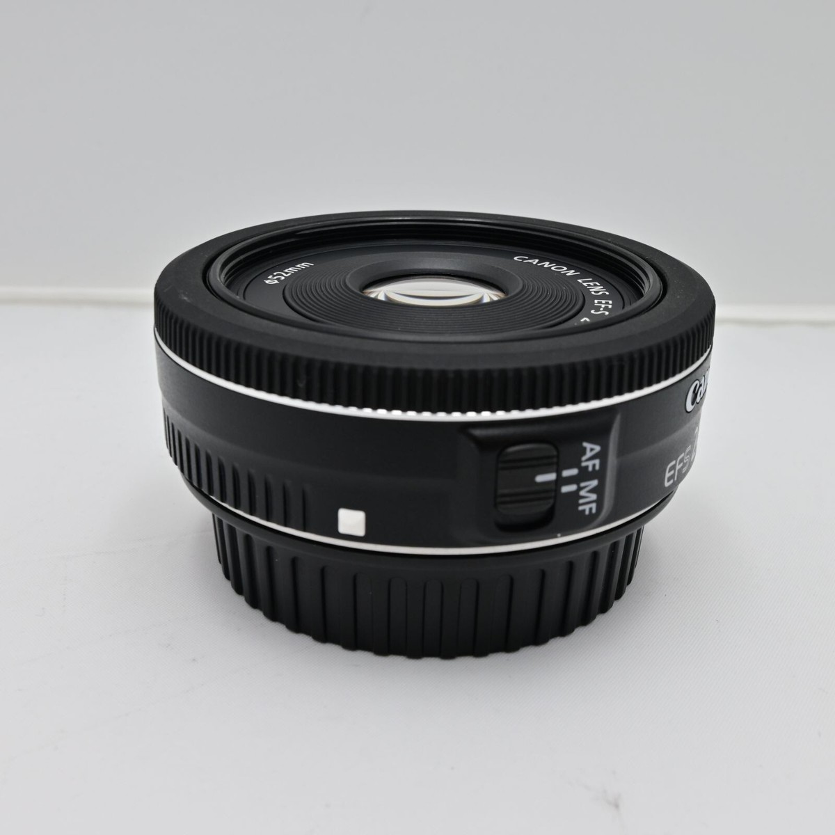 Near Mint Canon EF-S 24mm f/2.8 STM Lens Wide Angle From Near Mint Canon EF-S 24mm f/2.8 STM Lens Wide Angle From