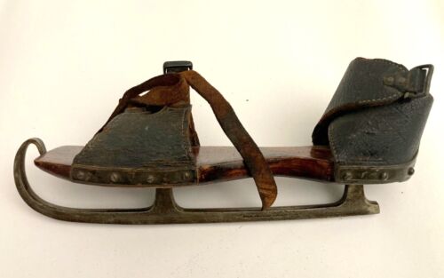 Antikes Paar Schlittschuhe Holz New England signiert Douglas Rogers Conn. - Bild 4 von 10