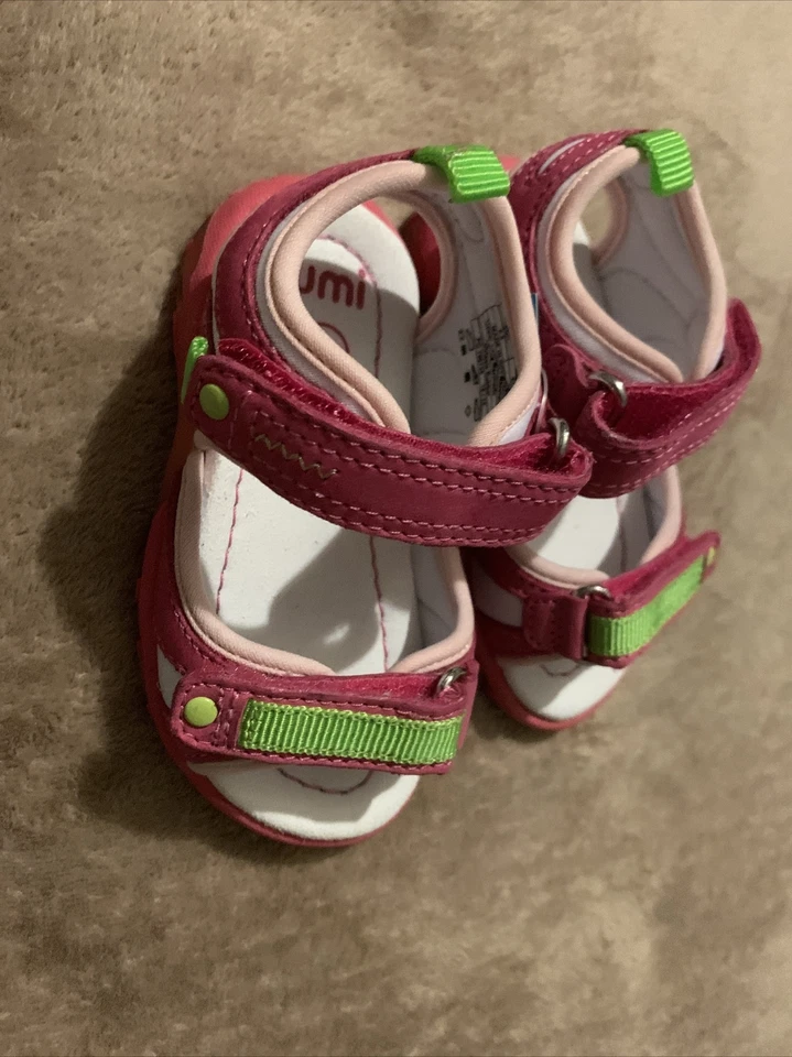 Umi Bebé Niña Rosa Sandalias Talla 6.5 Nuevo en Caja Foto 2 de 4