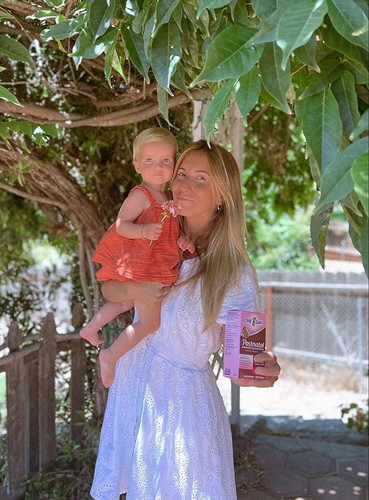 ONE A DAY Postnatal Complete Multivitamin for Post-Pregnancy Folic Acid 60 Count - Picture 9 of 10