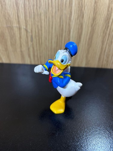 DISNEY DONALD DUCK 3" PVC MINI FIGURE VINTAGE CAKE TOPPER TOY great condition - Picture 2 of 5
