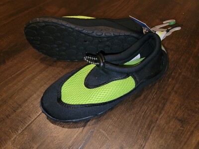 NWT Stretchy Mesh West loop Water Shoes Boys Green Sz  Small Medium 13 1 2 3