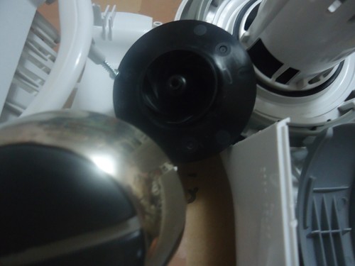 BLACK + DECKER DUSTBUSTER PIVOT 18V BODY PARTS. - Picture 3 of 23