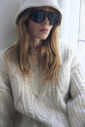 Nuevo con etiquetas Suéter H&M Marfil Blanco Mezcla de Poli Lana Grueso Tejido con Cable Cuello Redondo, Talla M - Imagen 3 de 13