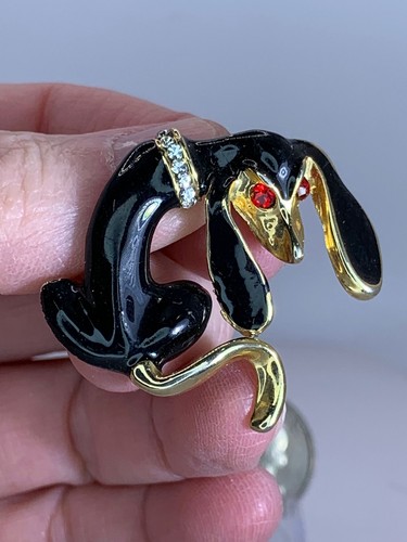 Dog Dachshund Black Enamel Clear Red Rhinestones Vintage Gold Brooch Pin M-3918 - Picture 1 of 3