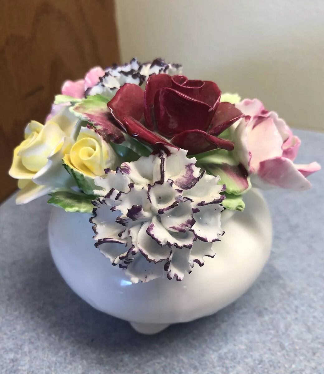 Royal Doulton England Bone China Flower Bouquet Vase Hand Royal Doulton England Bone China Flower Bouquet Vase Hand