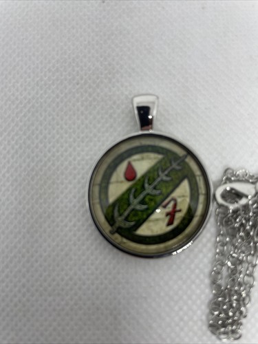 COLLANA Ciondolo a Cupola Stemma Mandaloriano Boba Fett Vetro Star Wars - Foto 2 di 4
