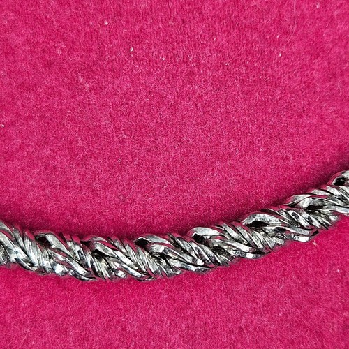 Twisted Rope Chain Necklace Silver-Tone Jewelry Sparkly Bling Magnetic Clasp 17" - Picture 7 of 9