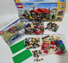 LEGO CREATOR: Lakeside Lodge (31048) !!!! OPEN BOX!!! SEALED BAGS