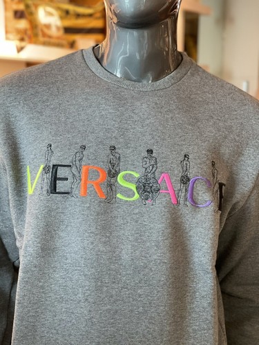 Sudadera Versace Signature Logo 100% Algodón Polar Hecha en Italia $450 - Imagen 3 de 9
