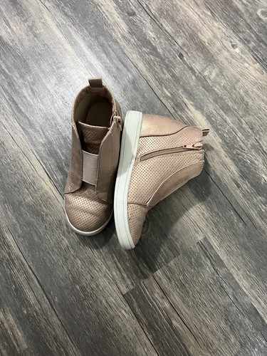 Mia Kids Girl's Gracey Wedge Sneakers Shiny Rose Gold Size 13 Casual Shoes - Picture 8 of 11