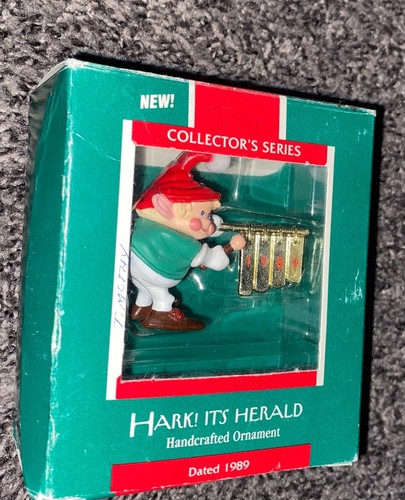 HALLMARK HARK IT'S HERALD #1 SERIE 1989 RICORDO DI NATALE ORNAMENTI ELFO - Foto 4 di 7
